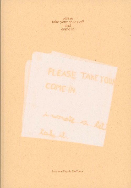 Johanna Tagada Hoffbeck - please take your shoes off and come in