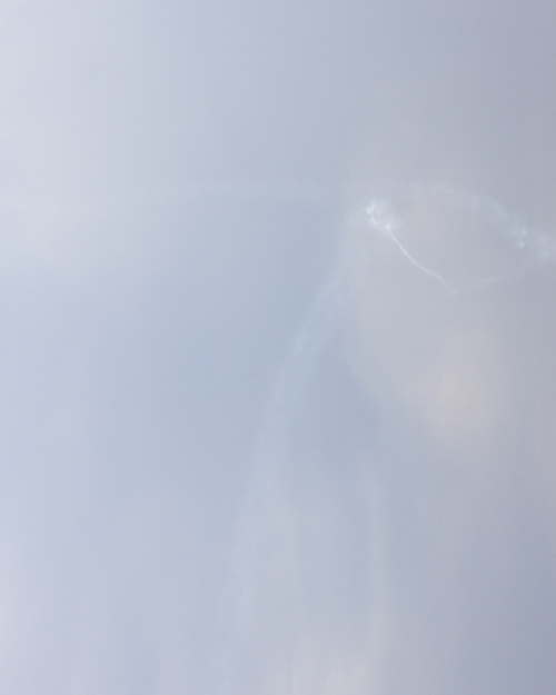 Paula Duvå – Killer Machine (the sublime sky, clouds, camouflage smoke disrupting heat seeking missiles, fighter planes removed) Paula Duvå – Killer Machine (the sublime sky, clouds, camouflage smoke disrupting heat seeking missiles, fighter planes removed)