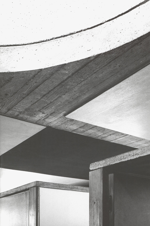 Maria Bottero - Forays Beyond The Modern: The Architecture Of Umberto Riva