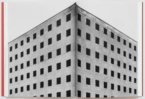 Gabriele Basilico fotografa Aldo Rossi